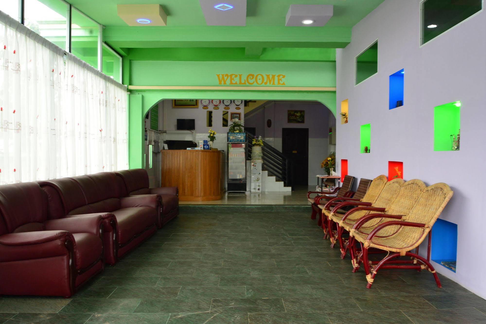 Hotel 99 Pyin Oo Lwin Kültér fotó