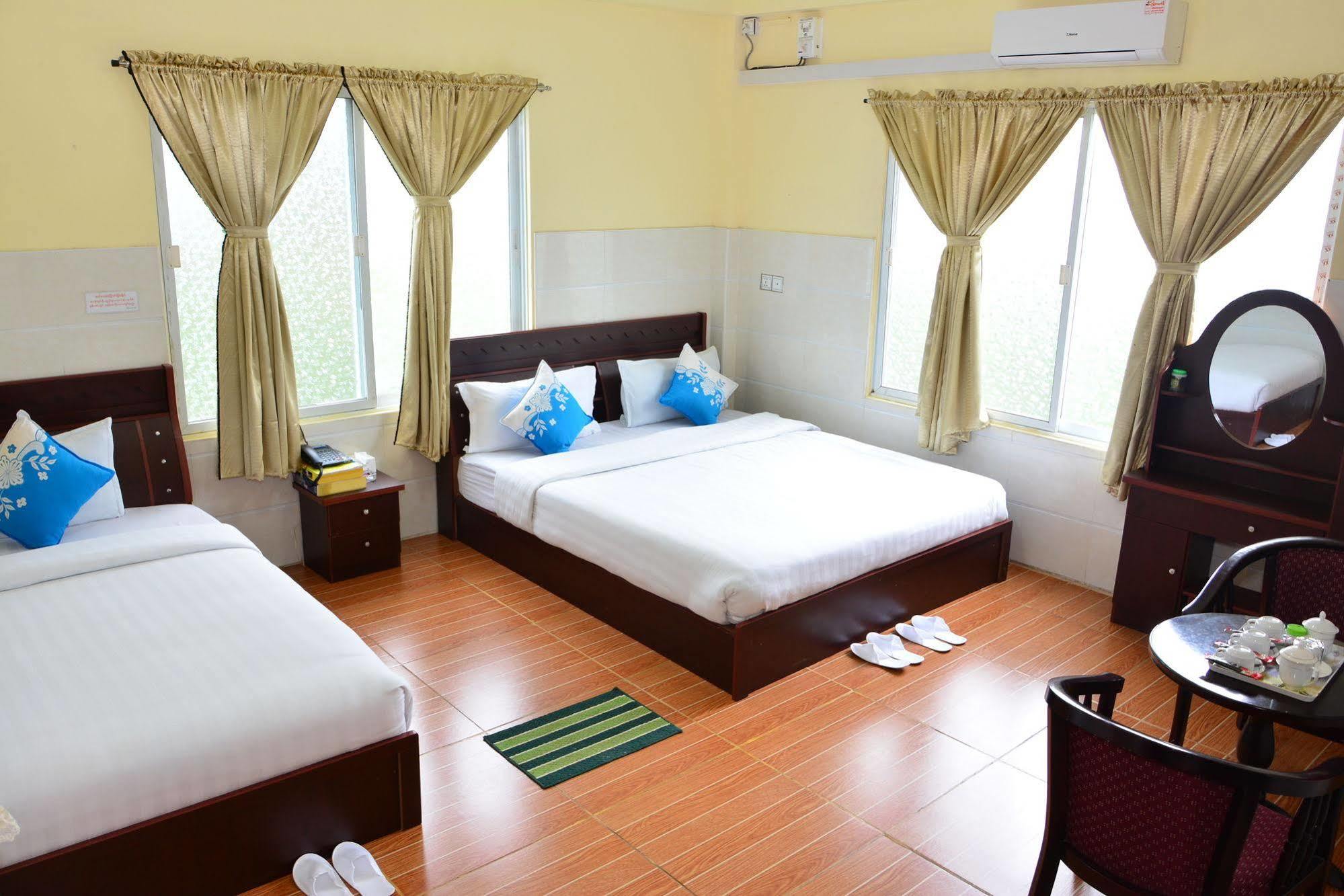 Hotel 99 Pyin Oo Lwin Kültér fotó