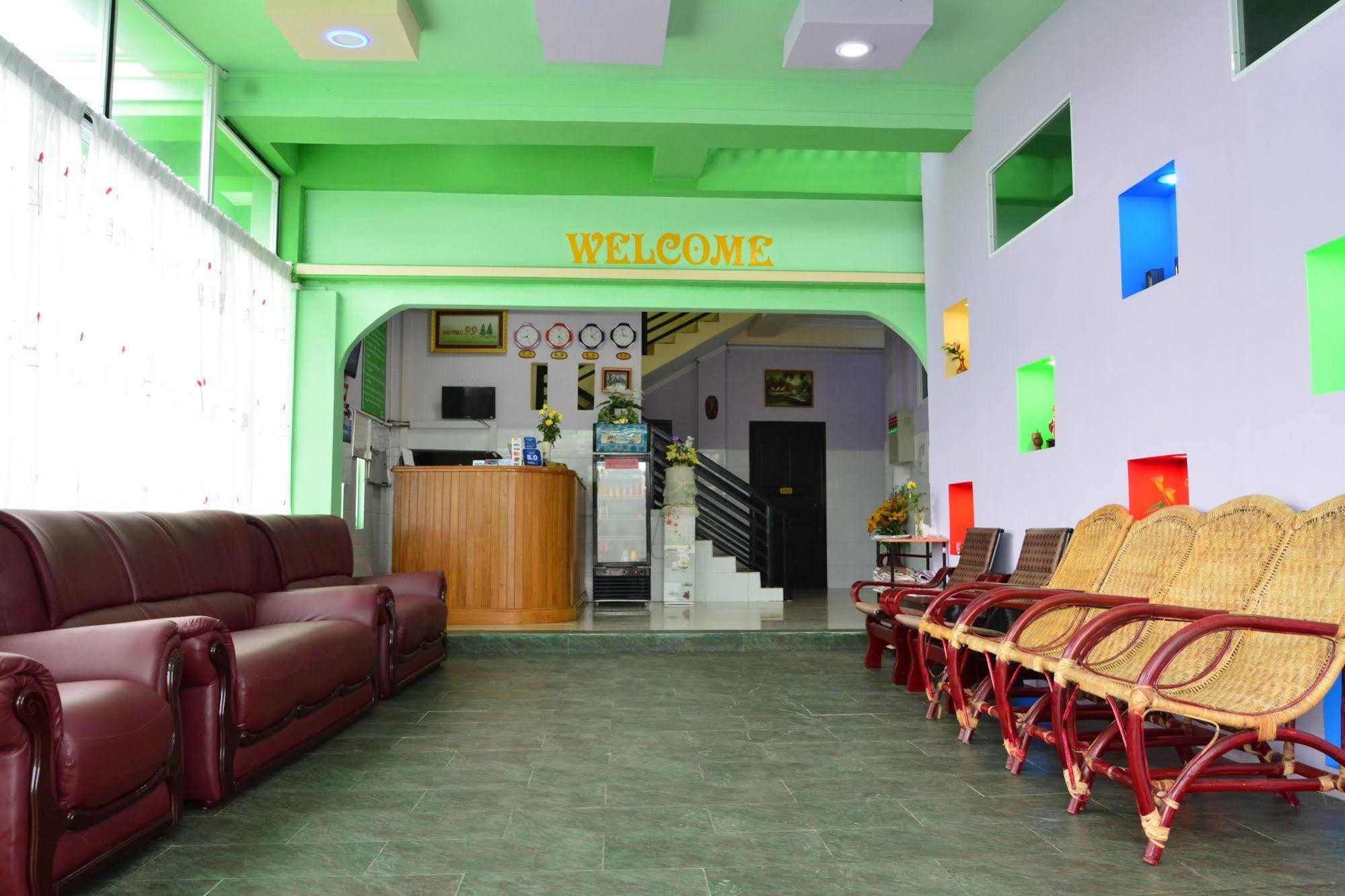 Hotel 99 Pyin Oo Lwin Kültér fotó