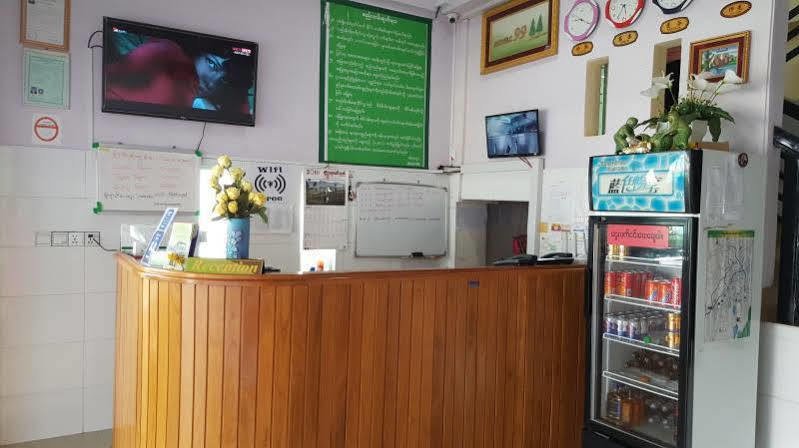 Hotel 99 Pyin Oo Lwin Kültér fotó
